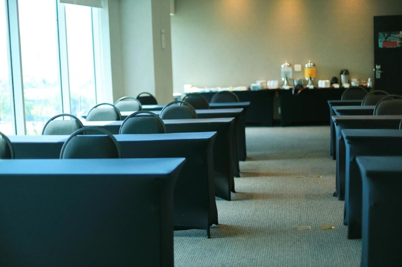 Esuites Recreio Shopping Hotel