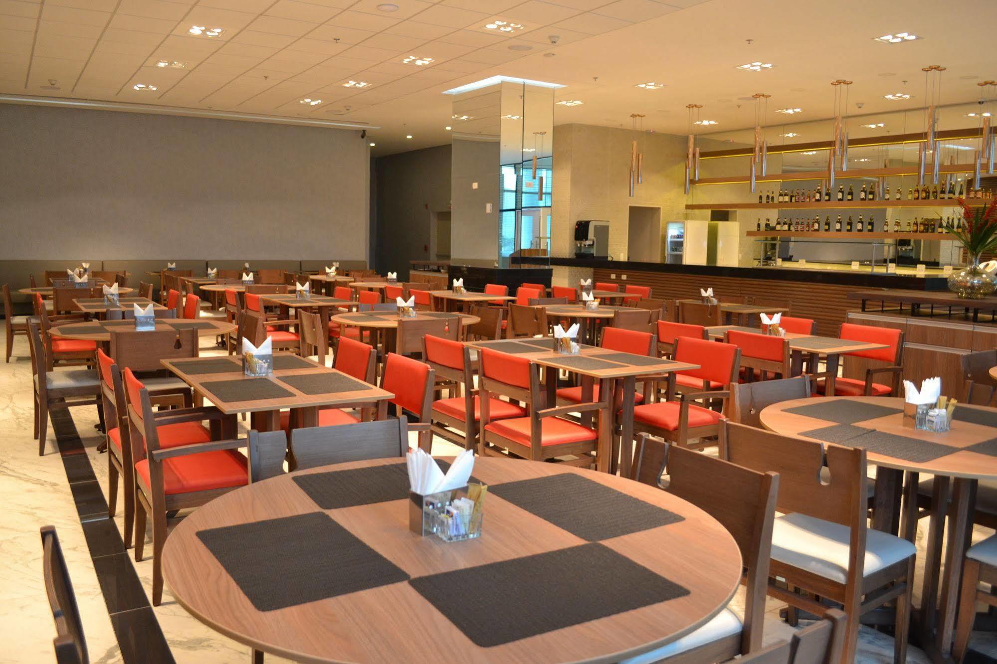 Hotel Esuites Recreio Shopping Rio de Janeiro